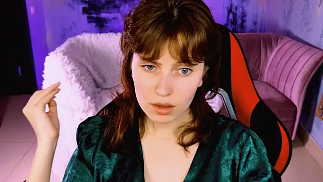 Snapshot of LolaDominara chatting on 05-15-26, 02:46 LolaDominara online show from 05-15-26, 02:46