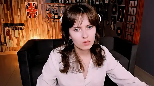 Snapshot of LolaDominara chatting on 06-11-26, 07:28 LolaDominara online show from 06-11-26, 07:28