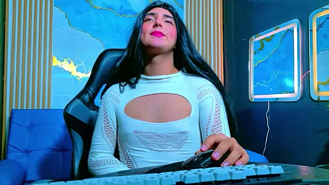 Gaby Gil  online show from 05-13-26, 12:46