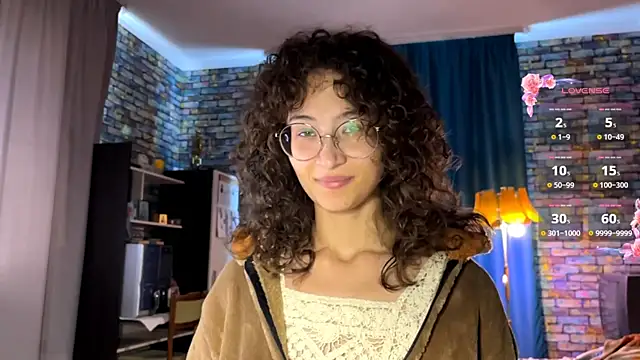 Snapshot of CurlyWinx chatting on 05-30-26, 08:22 CurlyWinx online show from 05-30-26, 08:22