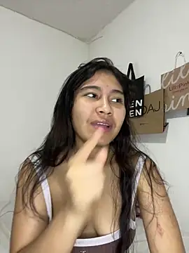 Xaannder online show from 06-19-26, 01:32