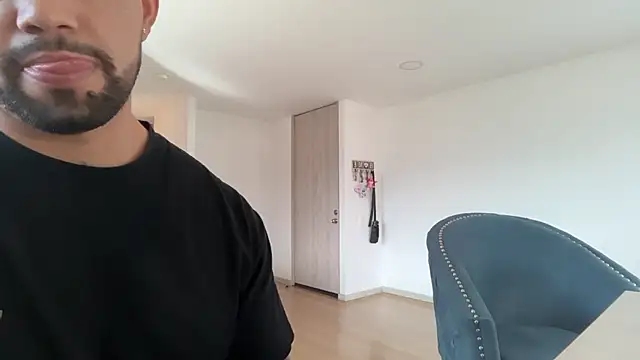 exclusivecouple69 online show from 06-19-26, 08:34