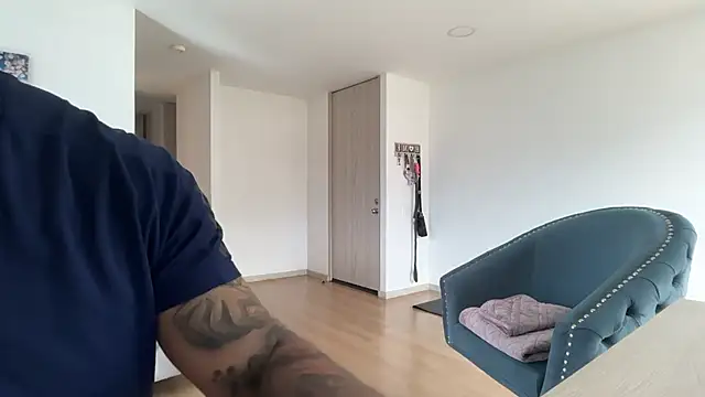exclusivecouple69 online show from 07-05-26, 08:27