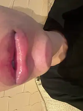 hotlips2026 online show from 05-03-26, 03:07