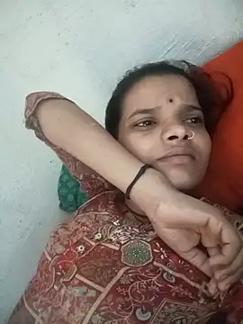 Snapshot of Student_garl_1 chatting on 06-15-26, 11:56 Student garl 1 online show from 06-15-26, 11:56