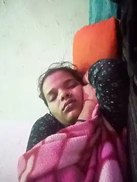 Snapshot of Student_garl_1 chatting on 06-17-26, 10:32 Student garl 1 online show from 06-17-26, 10:32