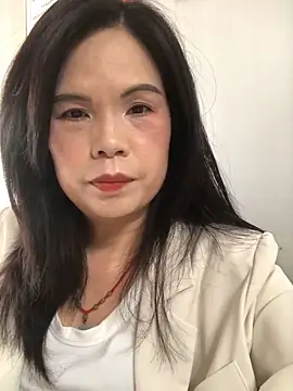 Snapshot of nidejiejie chatting on 05-18-26, 01:45 nidejiejie online show from 05-18-26, 01:45