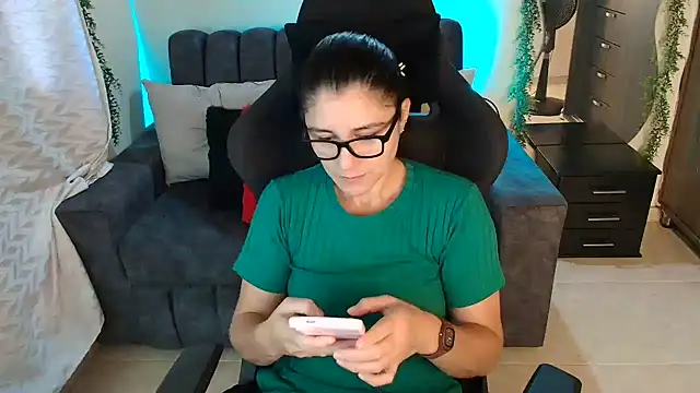 LUCYMILF SEXY online show from 07-05-26, 03:08