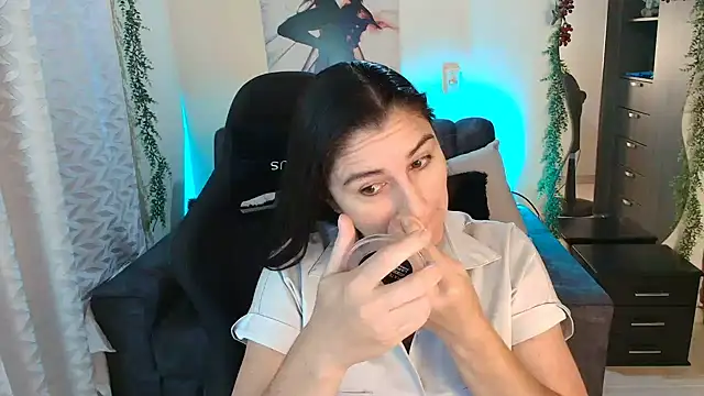 LUCYMILF SEXY online show from 07-15-26, 10:53