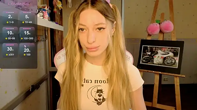 MiaMooonn online show from 06-04-26, 01:39