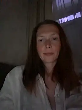 Snapshot of MillaSmileX chatting on 05-25-26, 06:03 MillaSmileX online show from 05-25-26, 06:03