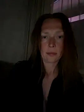 Snapshot of MillaSmileX chatting on 05-30-26, 06:38 MillaSmileX online show from 05-30-26, 06:38