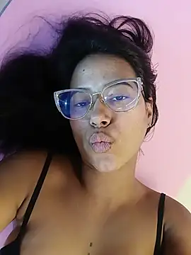 Snapshot of Raven_stonee01 chatting on 05-15-26, 11:56 Raven stonee01 online show from 05-15-26, 11:56