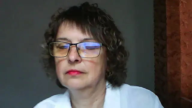 Snapshot of ElizabethGorden chatting on 06-01-26, 11:34 ElizabethGorden online show from 06-01-26, 11:34