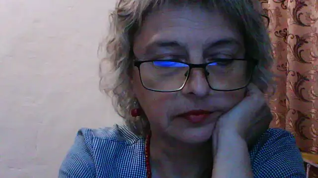 Snapshot of ElizabethGorden chatting on 06-14-26, 05:37 ElizabethGorden online show from 06-14-26, 05:37