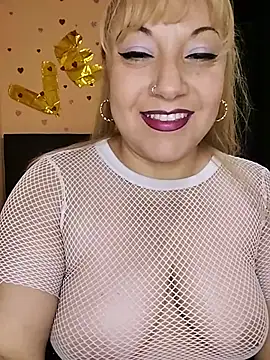 Snapshot of Venuss_Milf chatting on 07-07-26, 10:30 Venuss Milf online show from 07-07-26, 10:30