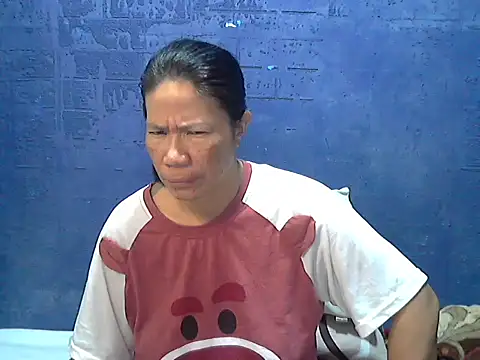 hotchilimom online show from 10-12-25, 08:52