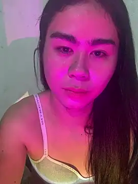 Alluringluna online show from 07-14-26, 02:23