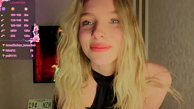 NikkiNicoleNyx online show from 05-11-26, 04:04