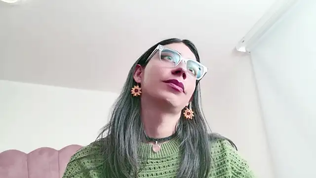 Alexadomina22 online show from 06-26-26, 06:56