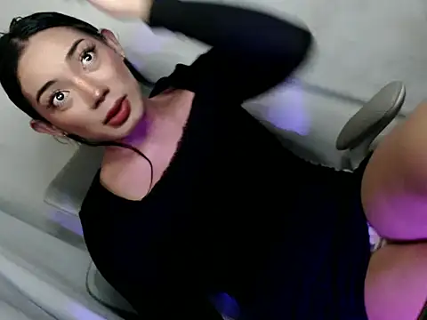 vanessa gandler69 online show from 06-18-26, 03:05