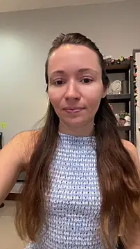 Snapshot of Mini_girl_do_it_better chatting on 05-29-26, 03:10 Mini girl do it better online show from 05-29-26, 03:10