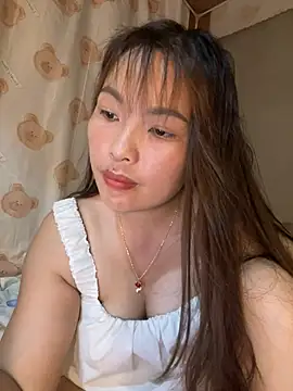 Snapshot of MUNMUN2K5 chatting on 06-19-26, 02:43 MUNMUN2K5 online show from 06-19-26, 02:43