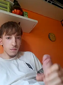 Snapshot of DIEGO970 chatting on 07-16-26, 03:40 DIEGO970 online show from 07-16-26, 03:40