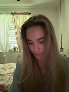 Snapshot of LillyStarr chatting on 06-10-26, 11:09 LillyStarr online show from 06-10-26, 11:09