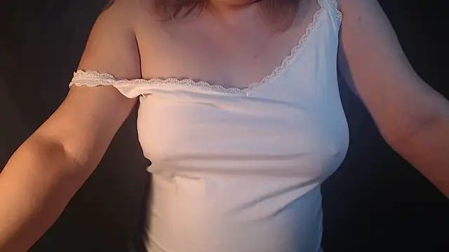 Snapshot of supernipll chatting on 06-17-26, 02:18 supernipll online show from 06-17-26, 02:18