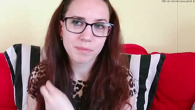 Snapshot of EmilyHotAngel chatting on 05-21-26, 02:35 EmilyHotAngel online show from 05-21-26, 02:35