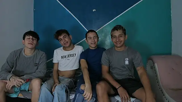 Snapshot of wild_boys_zs chatting on 07-12-26, 05:20 wild boys zs online show from 07-12-26, 05:20