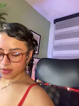 Lusiana   online show from 06-04-26, 11:22
