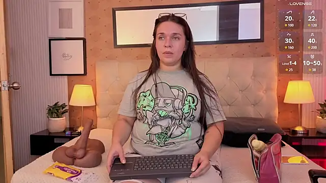 Snapshot of Isabella_cherry69 chatting on 07-10-26, 11:46 Isabella cherry69 online show from 07-10-26, 11:46