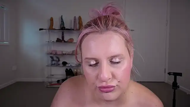 Alexisdownunderx online show from 05-06-26, 01:14
