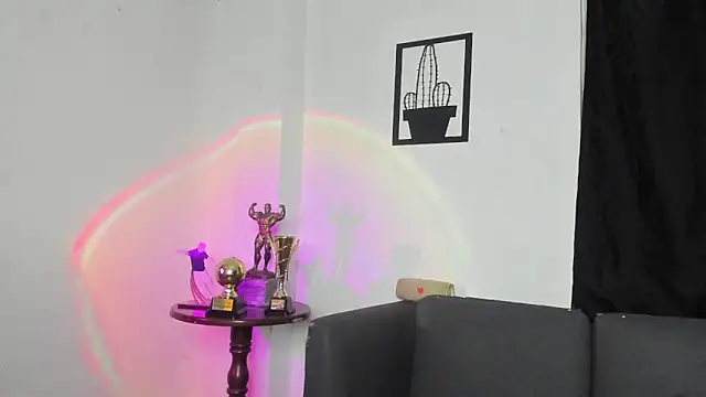 Snapshot of AlexRoyce_ chatting on 05-21-26, 12:50 AlexRoyce online show from 05-21-26, 12:50