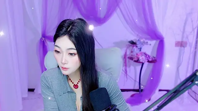Snapshot of Tili_Lucky chatting on 05-12-26, 12:19 Tili Lucky online show from 05-12-26, 12:19