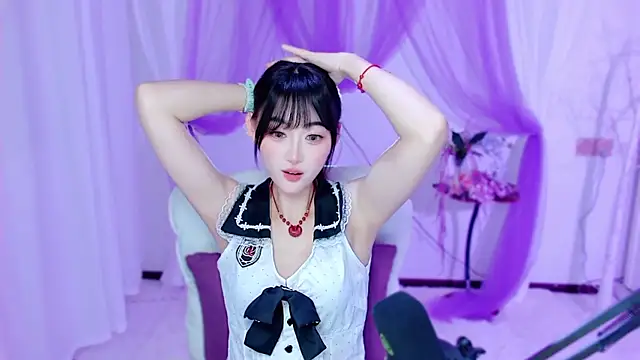 Snapshot of Tili_Lucky chatting on 05-26-26, 01:23 Tili Lucky online show from 05-26-26, 01:23