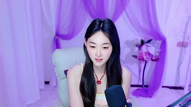 Snapshot of Tili_Lucky chatting on 05-29-26, 01:03 Tili Lucky online show from 05-29-26, 01:03
