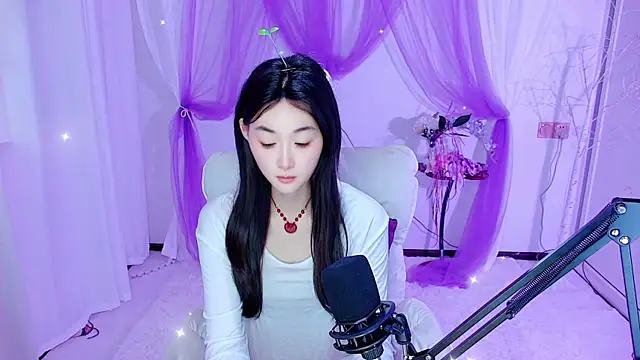 Snapshot of Tili_Lucky chatting on 06-06-26, 01:11 Tili Lucky online show from 06-06-26, 01:11