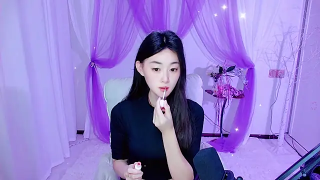 Snapshot of Tili_Lucky chatting on 06-08-26, 01:28 Tili Lucky online show from 06-08-26, 01:28
