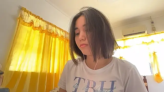 JenMilfeld online show from 05-08-26, 03:01