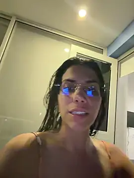 Snapshot of lexxy_g chatting on 05-28-26, 05:38 lexxy g online show from 05-28-26, 05:38