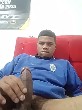 Snapshot of SantiHotxxxVergon chatting on 06-17-26, 01:34 SantiHotxxxVergon online show from 06-17-26, 01:34