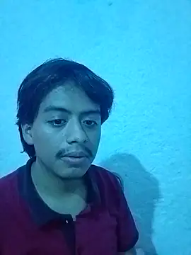 Snapshot of cocodrilo213 chatting on 05-07-26, 01:55 cocodrilo213 online show from 05-07-26, 01:55