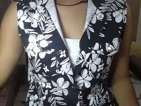 Maanvi Gill online show from 05-11-26, 04:59
