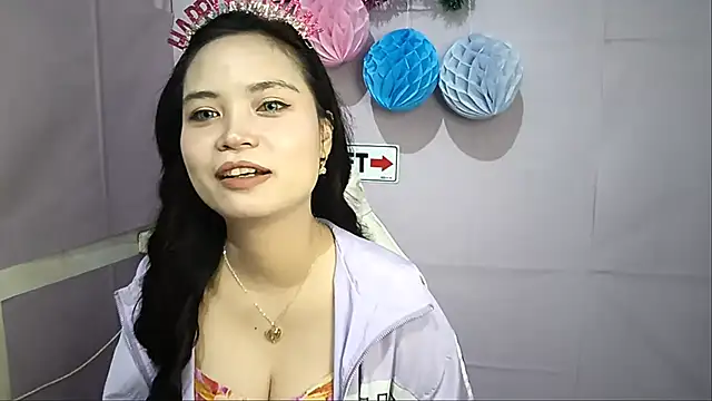 FerminaBoutwell online show from 05-22-26, 01:28