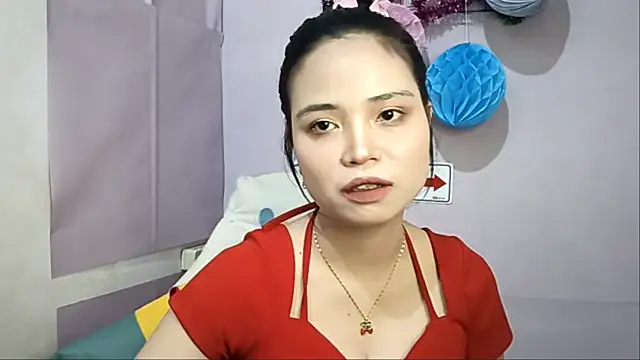 FerminaBoutwell online show from 06-18-26, 11:25