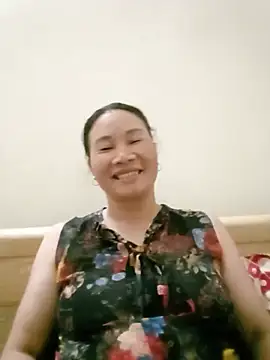 Snapshot of BlueGirlyeah chatting on 07-29-26, 12:47 BlueGirlyeah online show from 07-29-26, 12:47