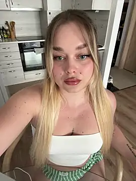lilixcake online show from 05-08-26, 01:27